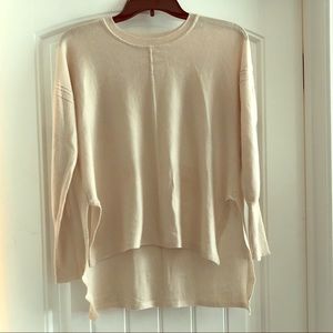 Beautiful Champagne Light Gold Sweater Small